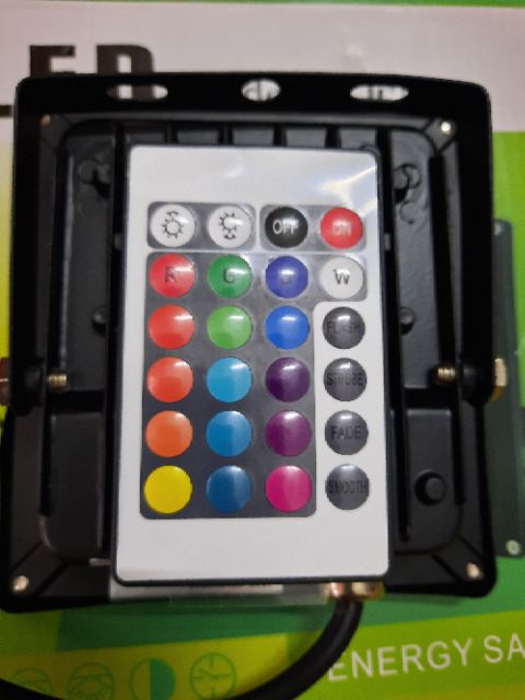 Pha led đổi màu RGB 10w, 20w, 30w có điều khiển từ xa