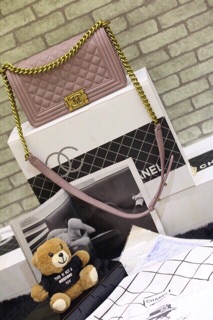 Túi xách Chanel Boy super sale