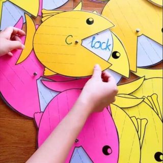 Cá xoay phonic, giáo cụ dạy học.
