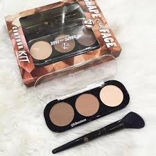 Phấn Tạo Khối 3 Ô W7 Shape Your Face Contour Kit