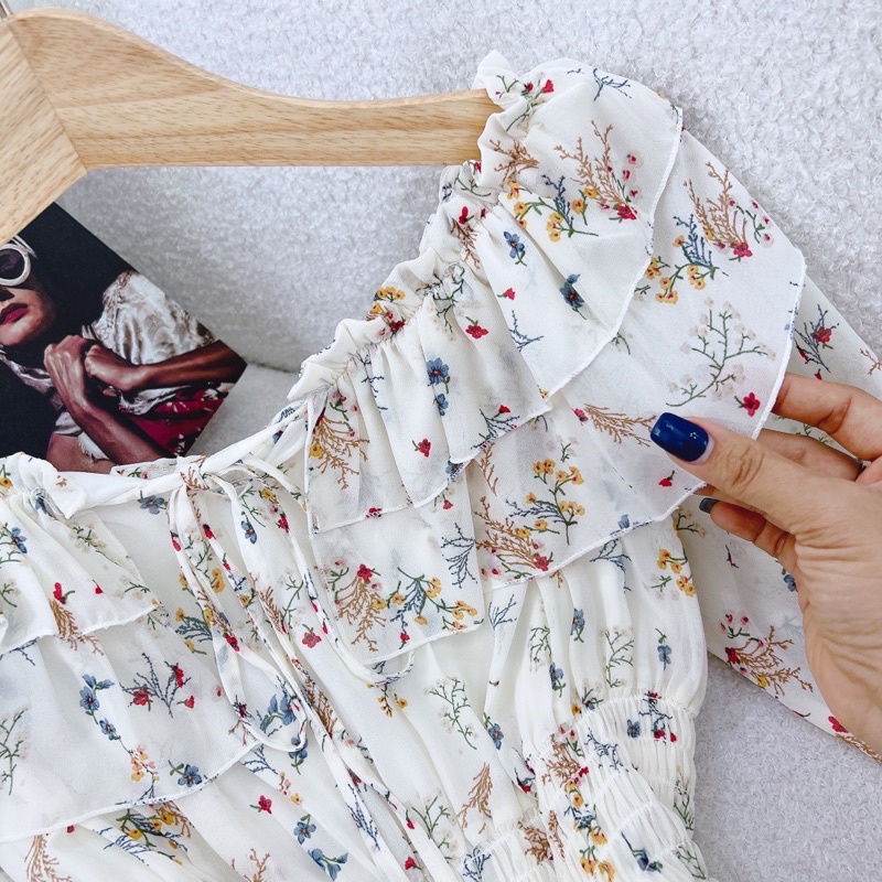 ĐẦM HOA BẸT VAI BÈO BO CHUN TRẮNG