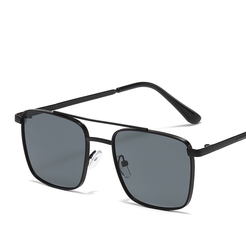 Kính Mát Gọng Kim Loại Màu Sắc Nổi Bật Cho Nam Nữ