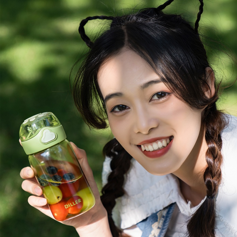 Bình đựng nước trái cây Diller D45 (350ml) không chứa BPA có nắp đậy chống tràn
