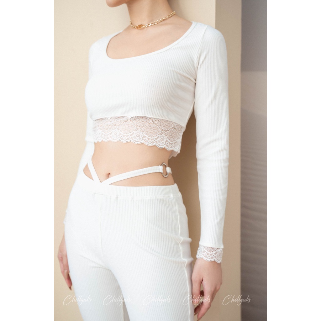 Set len tăm Chillgals áo tay dài phối ren Croptop và quần khoen dây 2 bên co dãn tôn dáng SAQ-003