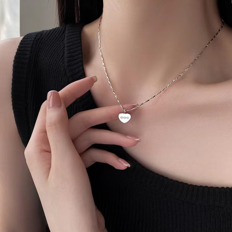 Vòng Cổ Dây Xích Thiết Kế Đơn Giản Phong Cách Mới Hàn Quốc Dễ Phối Đồ Dành Cho Bạn Gái