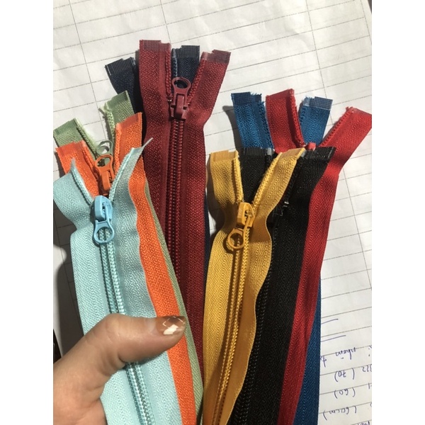 Dây khoá kéo răng cước dài 75cm