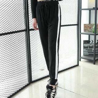 Quần jogger/ Quần tập nữ