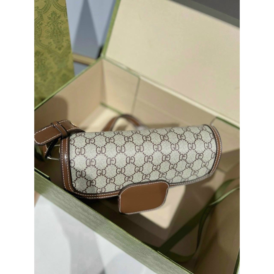 Túi Hồ Hà đeo chéo nữ loại cao cấp lót nhung đẹp đi chơi thời trang sang trọng DC54