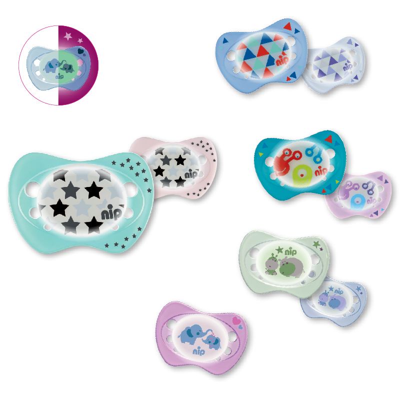 Bộ 2 Ty Ngậm Silicon Phát Sáng NIP31310 Size 2 (5-18 tháng)