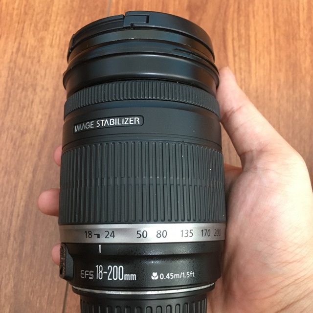 Canon 18-200 USM