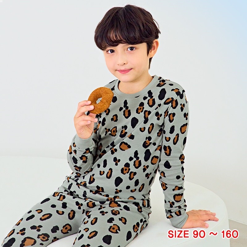 Đồ bộ quần áo dài tay dáng ôm thun cotton mẫu Báo Đốn năm 2022 rất xinh của hãng Unifriend Hàn Quốc mã UND03