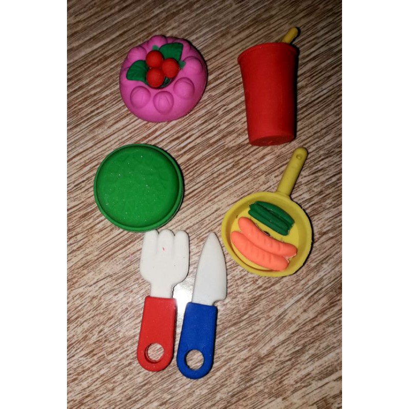 Sét 6 cái gom_tẩy hình bánh rất dể thương như hình