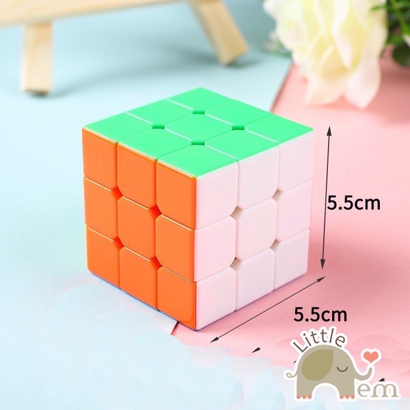 1 hộp rubik 3x3 loại cực trơn