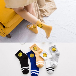 Tất cổ cao mặt cười