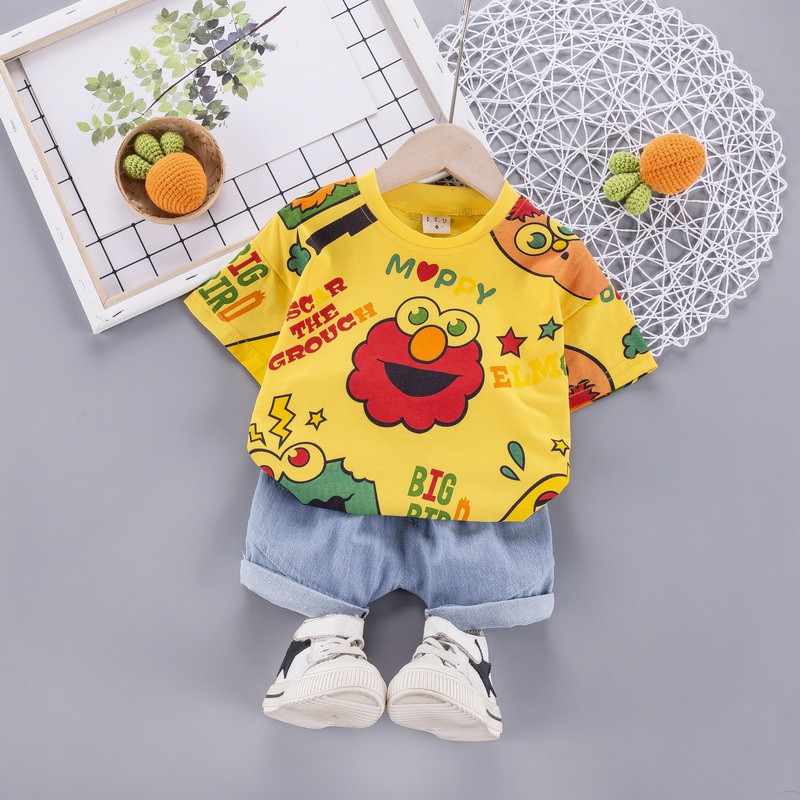 Set Áo Thun Ngắn Tay Cổ Tròn + Quần Short Đáng Yêu Cho Bé Trai