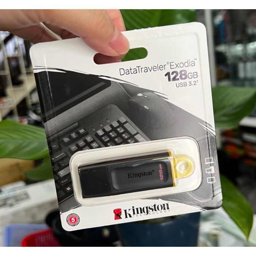 USB Kingston 128GB DataTraveler M 3.2 - Chính hãng