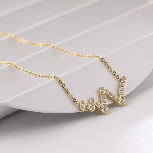 Dây Chuyền Nữ Hình Sấm Sét Có Đính Đá Nhân Tạo Titan Không Đen TT 2400