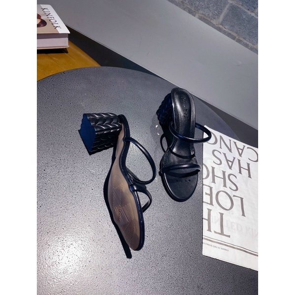 GUỐC nữ đế hình lá 2 quai ngang siêu xinh G.LA