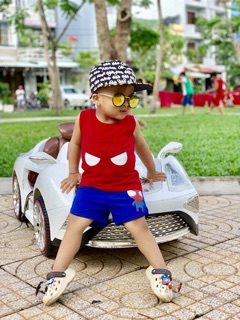 Sỉ bộ siêu nhân