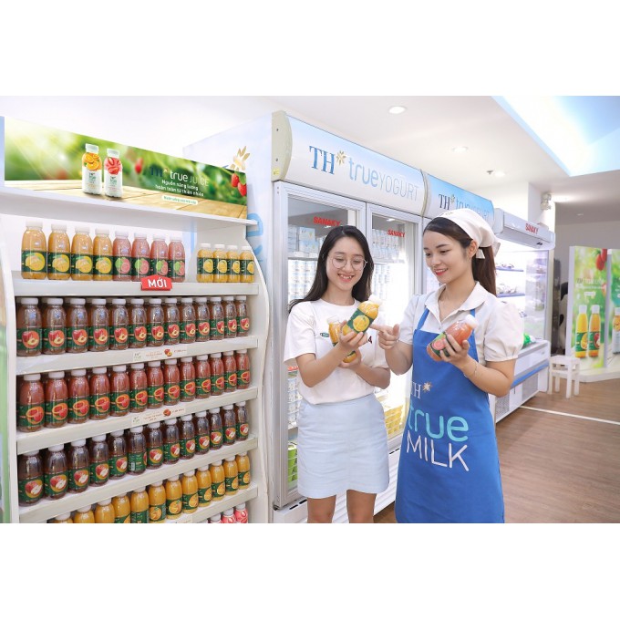 Nước trái cây xay Xoài Chuối tự nhiên – TH TRUE JUICE SMOOTHIE- Lốc 06 chai 300ml