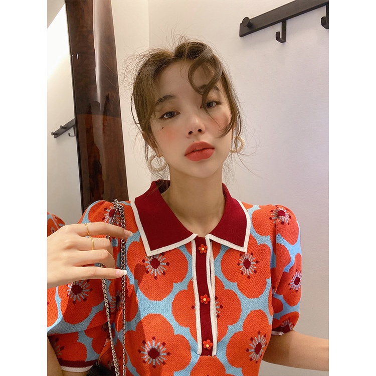 Porozi  Áo thun dệt kim cổ polo in hoa xinh xắn cho nữ