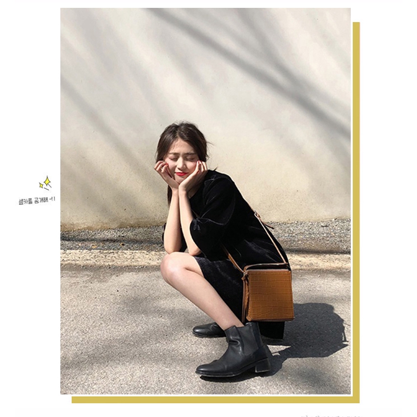 Áo Thun Tay Ngắn Theo Phong Cách Retro Hàn Quốc | BigBuy360 - bigbuy360.vn