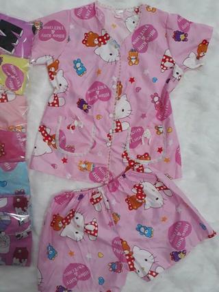 Bộ pijama mặc nhà