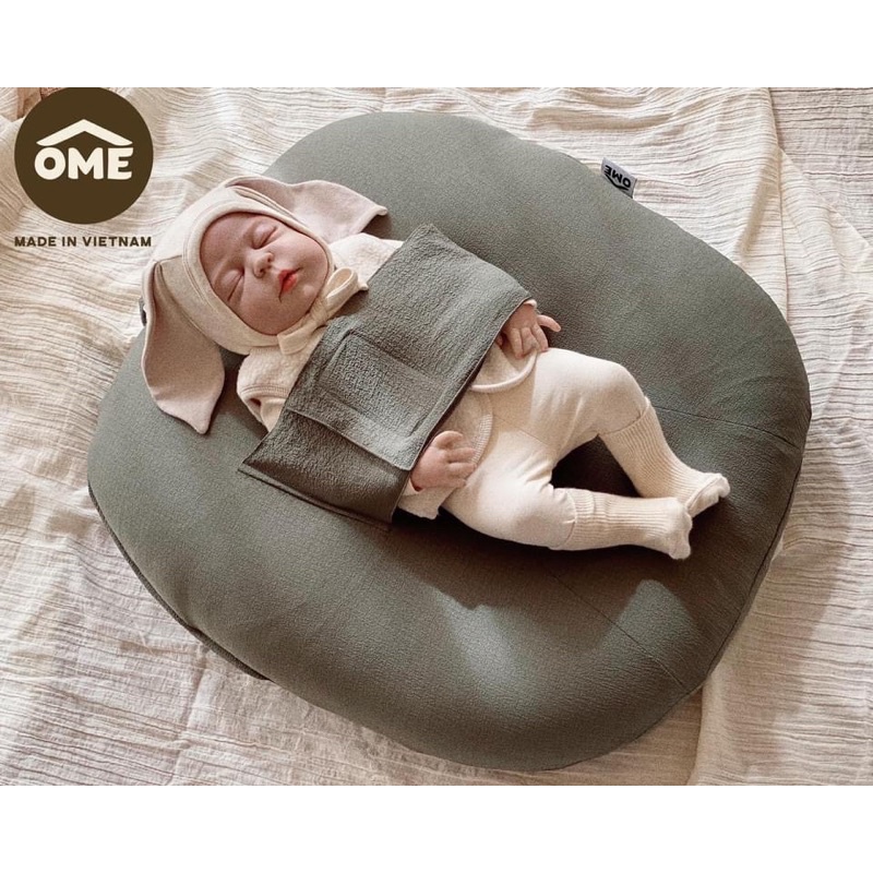 OME - Gối chống trào ngược kèm đai dán chống giật mình