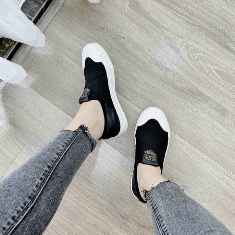 Giày slipon chun chéo mũi sò