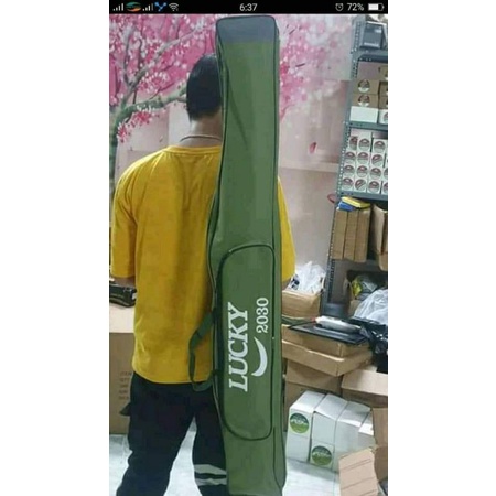 Túi đựng cần Lucky gồm 2 ngăn chính 1 ngăn phụ. chất liệu vải đẹp và dày dặn, đựng được nhiều đồ. có dây đeo, quai  xách
