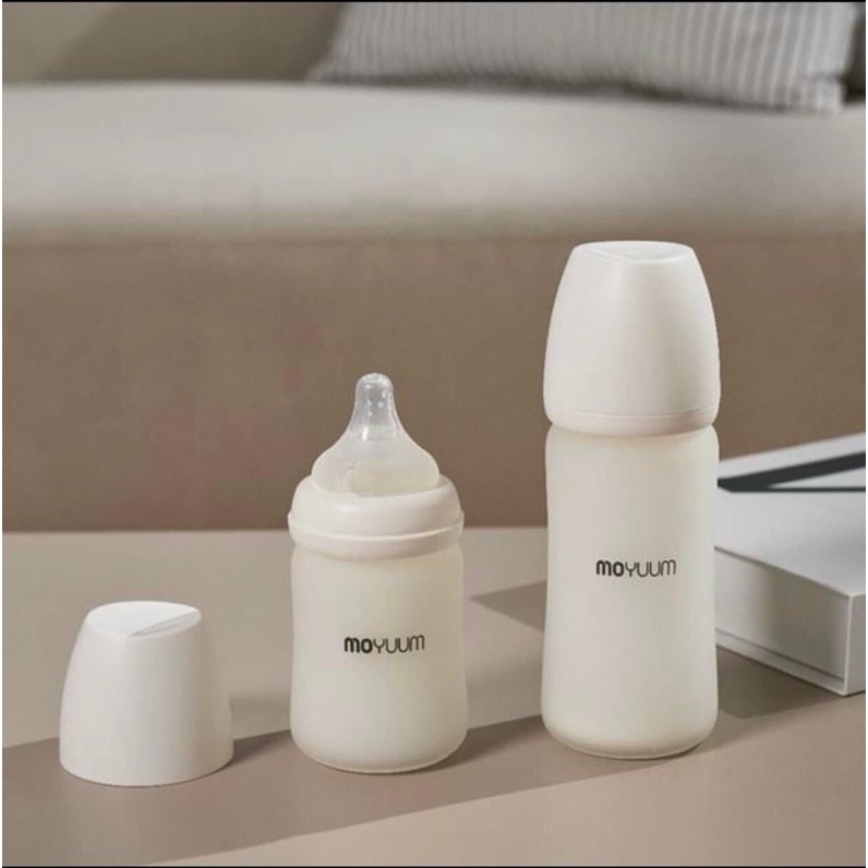 Bình sữa moyuum thuỷ tinh tráng Silicone siêu nhẹ siêu bền 150/240ml
