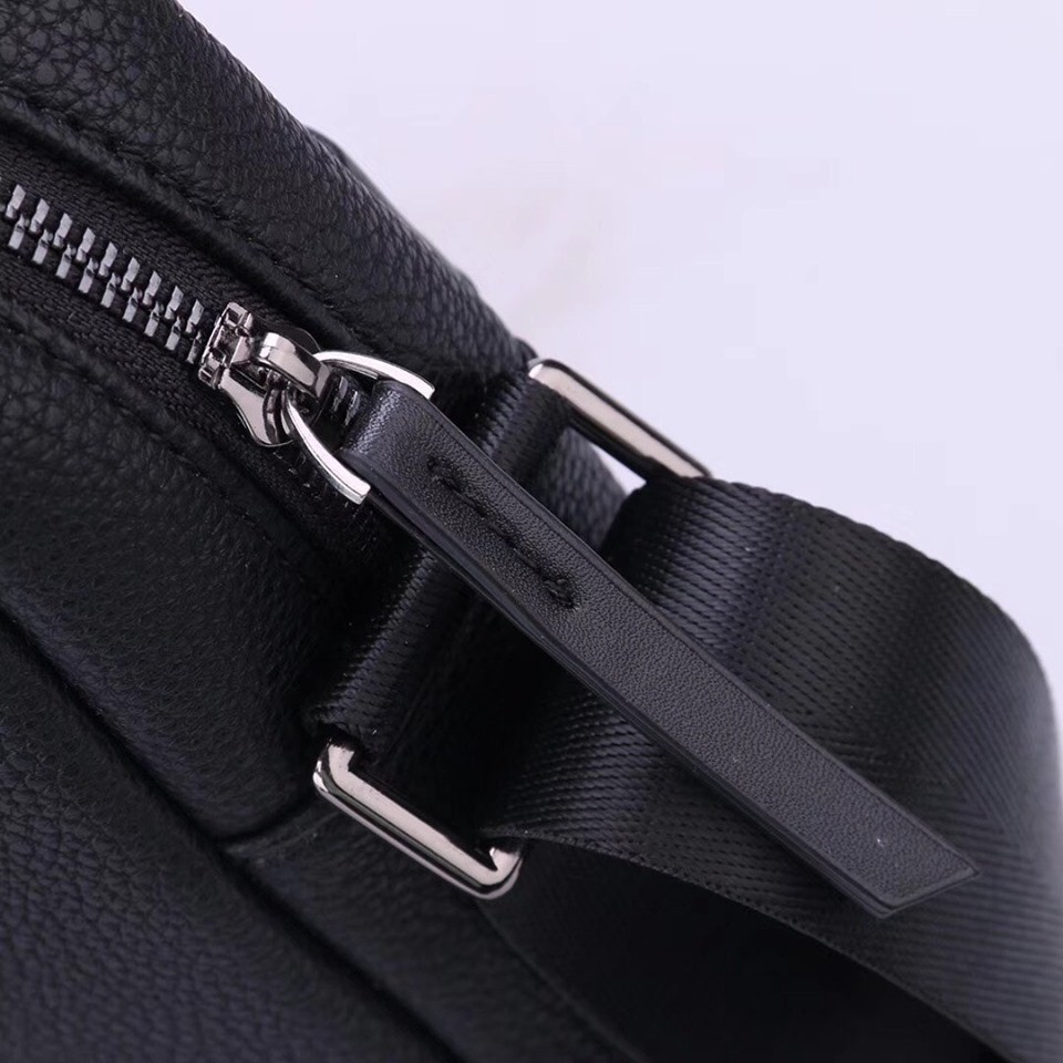 ❤❤⚫️ TÚI TOMMY HILFIGER ĐEO CHÉO ⚫️