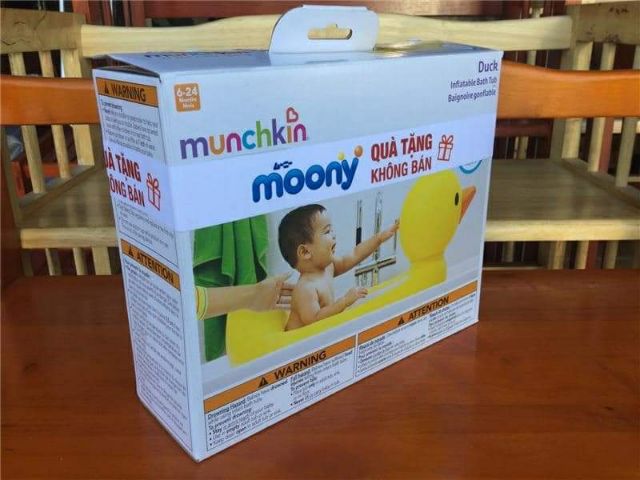 CHẬU TẮM PHAO / HỒ BƠI CON VỊT Munchkin (SALE)