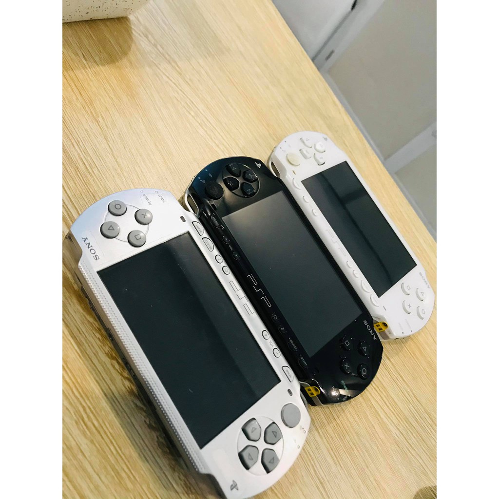 Máy Game Nhật PSP 1000 + thẻ 32GB hack full + FULL PHỤ KIỆN đầy đủ