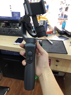 Tay cầm chống rung gimbal