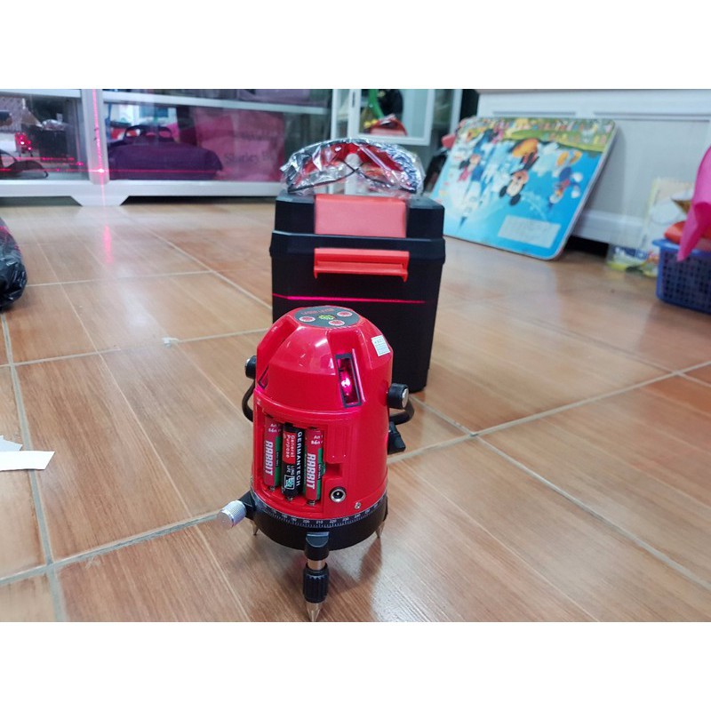 Máy cân bằng laser MT05X