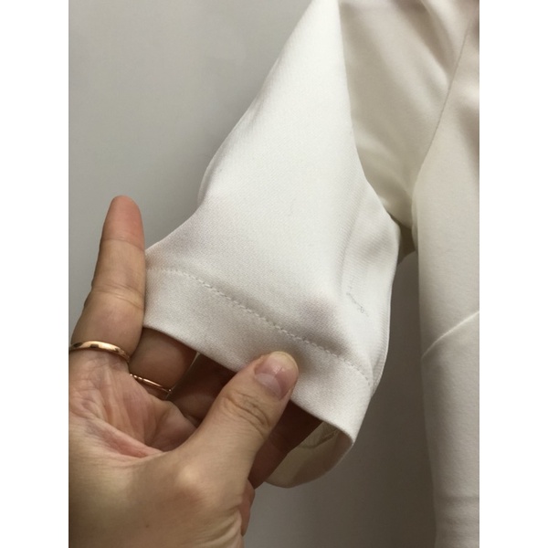 PASS váy offshoulder LIBERTE