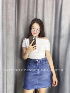 Phông body cổ thuyền