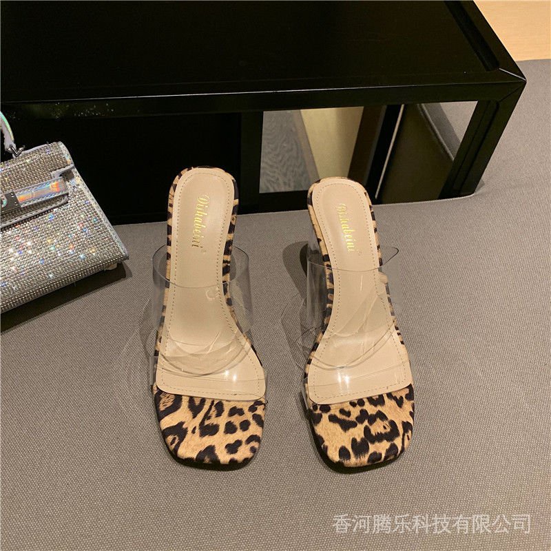 Summer new leopard print sexy one-line transparent high heel sandals female fairy style thick heel crystal heel slippers n82u