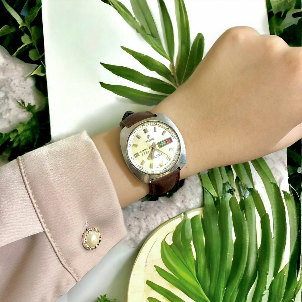 Đồng hồ nam thương hiệu Titoni Thụy Sĩ, phong cách cổ điển, new 95%