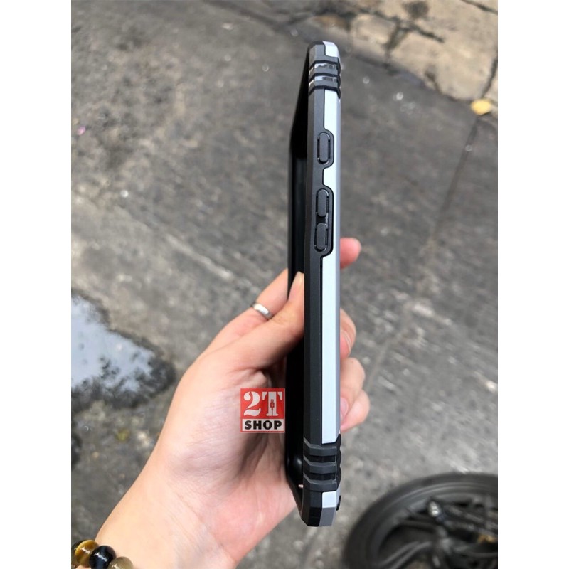 ỐP LƯNG CHỐNG SỐC PIXEL 4XL CÓ CHÂN CHỐNG INOX GỌN NHẸ