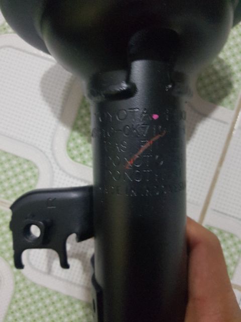 2 Phuộc trước toyota innova -Indonesia