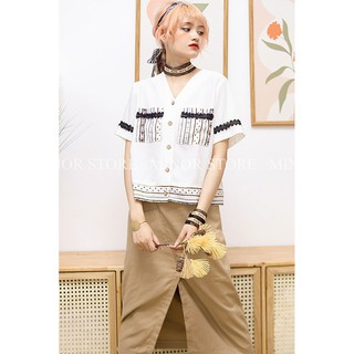 Áo sơ mi kiểu cỗ tim phối họa tiết