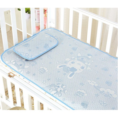 Bộ chiếu lụa điều hòa kèm gối nằm cao cấp cho bé trải giường, nôi, cũi rất mát