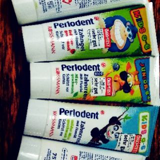 Kem đánh răng trẻ em Perlodent