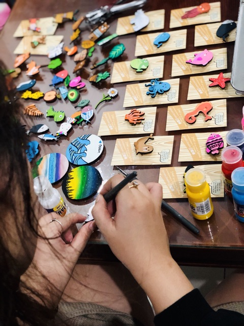 Pin Huy Hiệu Cài Áo Gỗ Thân Thiện Môi Trường Limart