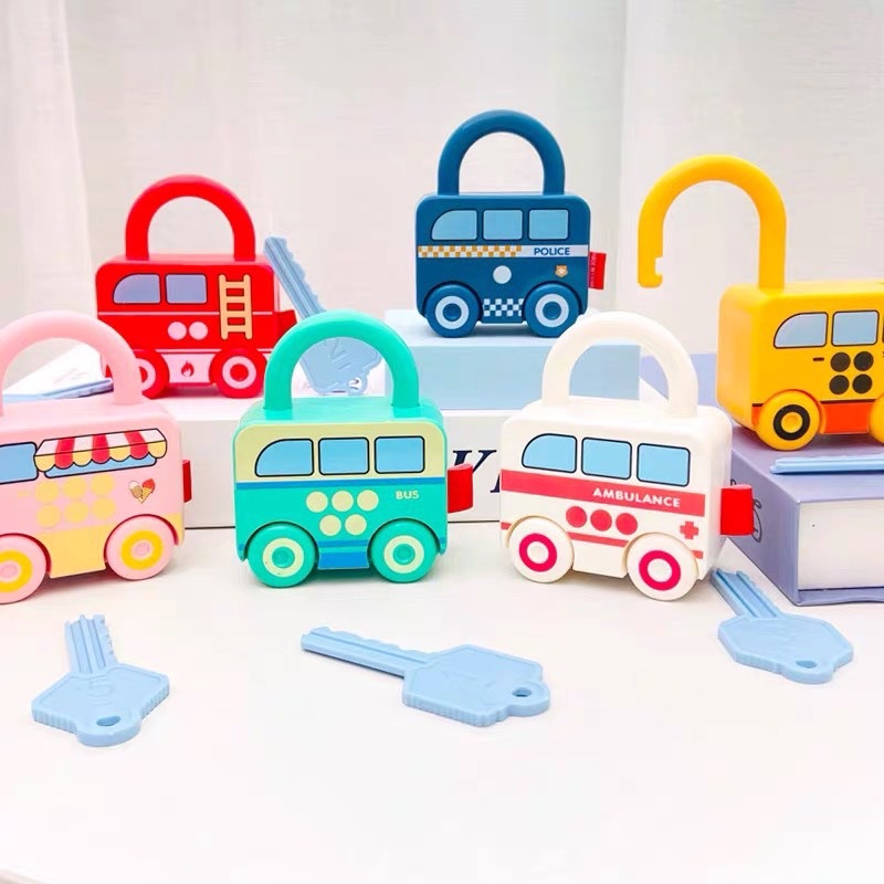 Đồ chơi Montessori kết hợp xe đồ chơi, bộ ổ khoá và chìa khoá matching đầu đời cho bé