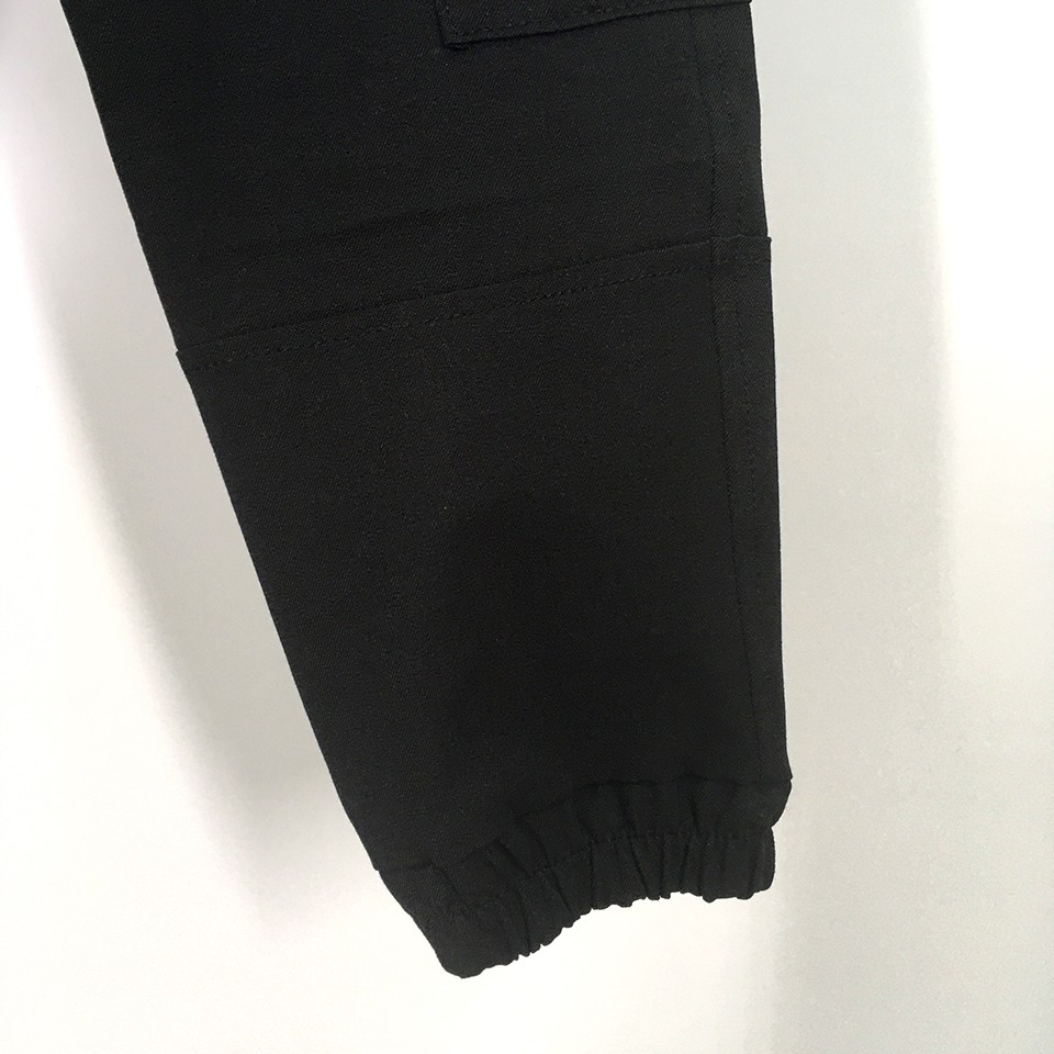 Quần Jogger Túi Hộp Cúc