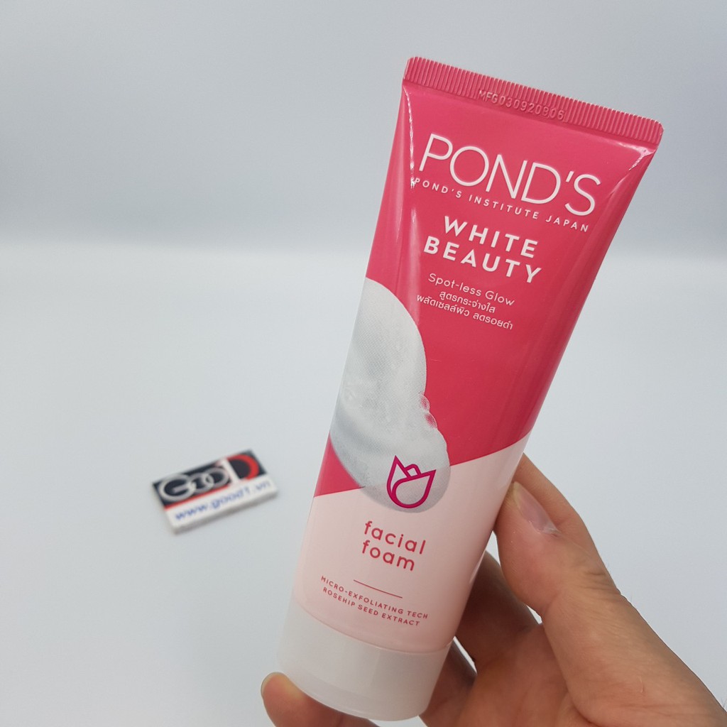 Sữa Rửa Mặt Trắng Da Cao Cấp POND'S Flawless White Deep Whitening Facial Foam 100g