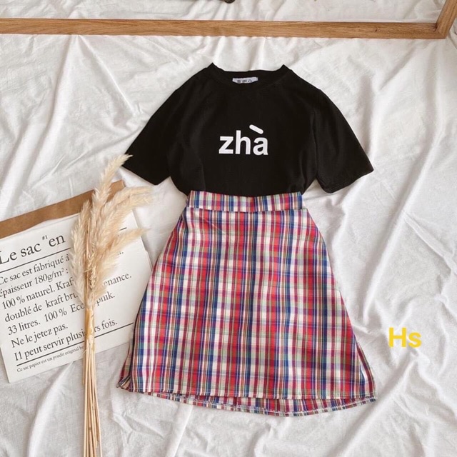 Sét ZHA + chân váy kẻ đỏ HSN876